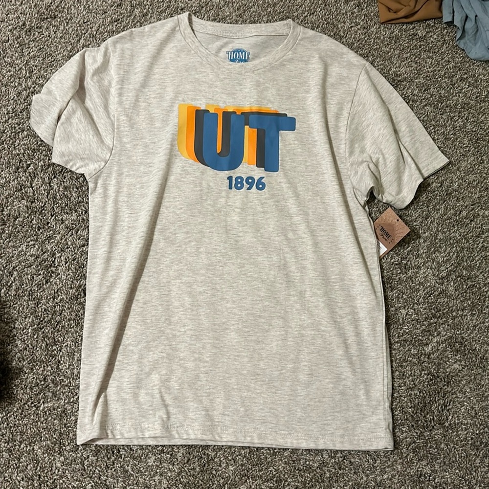Utah t-shirt, size medium